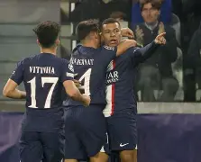 爱游戏APP-关于巴黎圣日耳曼迎欧联关键赛，今晚队长鼓劲，质疑声仍在，临场指挥获称赞的信息